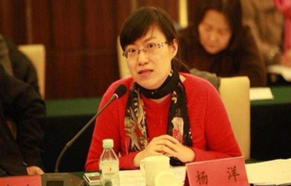 推动城市公共交通工具报站显示屏规范化管理，提升无障碍出行服务水平
